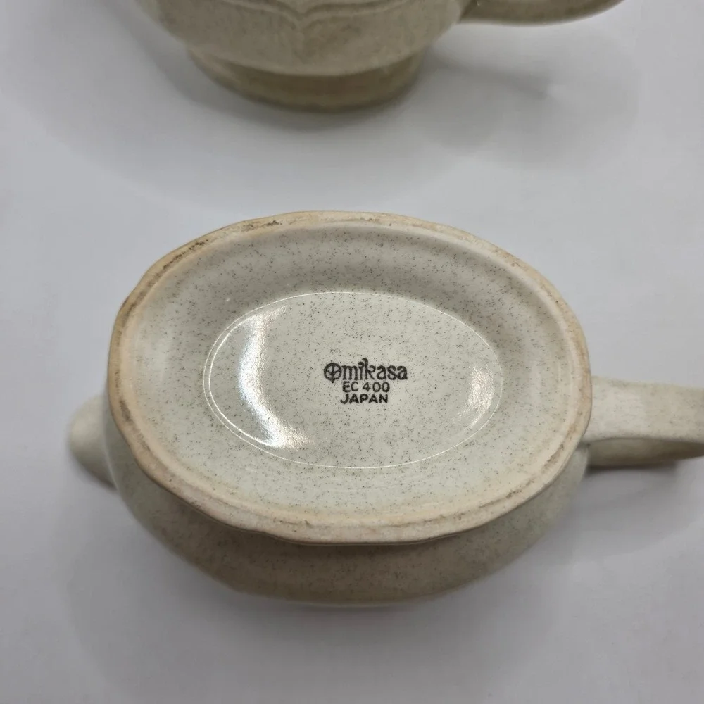 Mikasa Gravy Boat Creamer Set Speckled Tan Brown Rim Farmhouse Serving 3pc